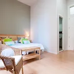 Urban Otel